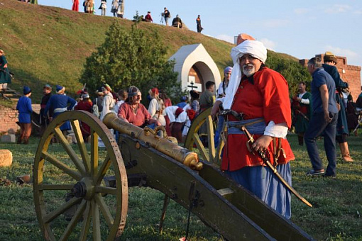 Фестиваль «Осада Азова 1641 года» вошел в «ТОП-50 лучших событий года» и «ТОП-5 событий», набравших большее количество голосов по результатам народного голосования